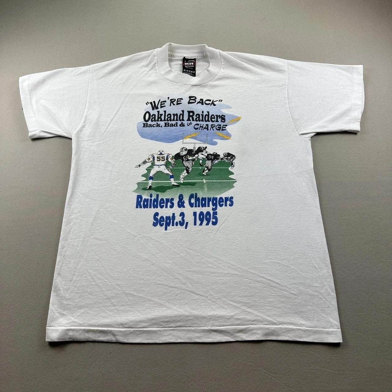 Vintage Oakland Raiders T-Shirt Mens Medium White Chargers NFL Football USA 90s S