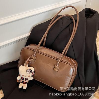This Year's Popular Retro High-end Pillow Bag Women's Autumn and Winter Boston Bag Commuter Portable Shoulder Armpit Bag Tide