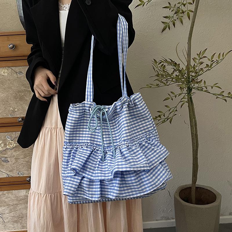 

New fresh and cute lace shoulder bag comfortable and durable large capacity tote bag spring and summer atmosphere bag one size fits all синий