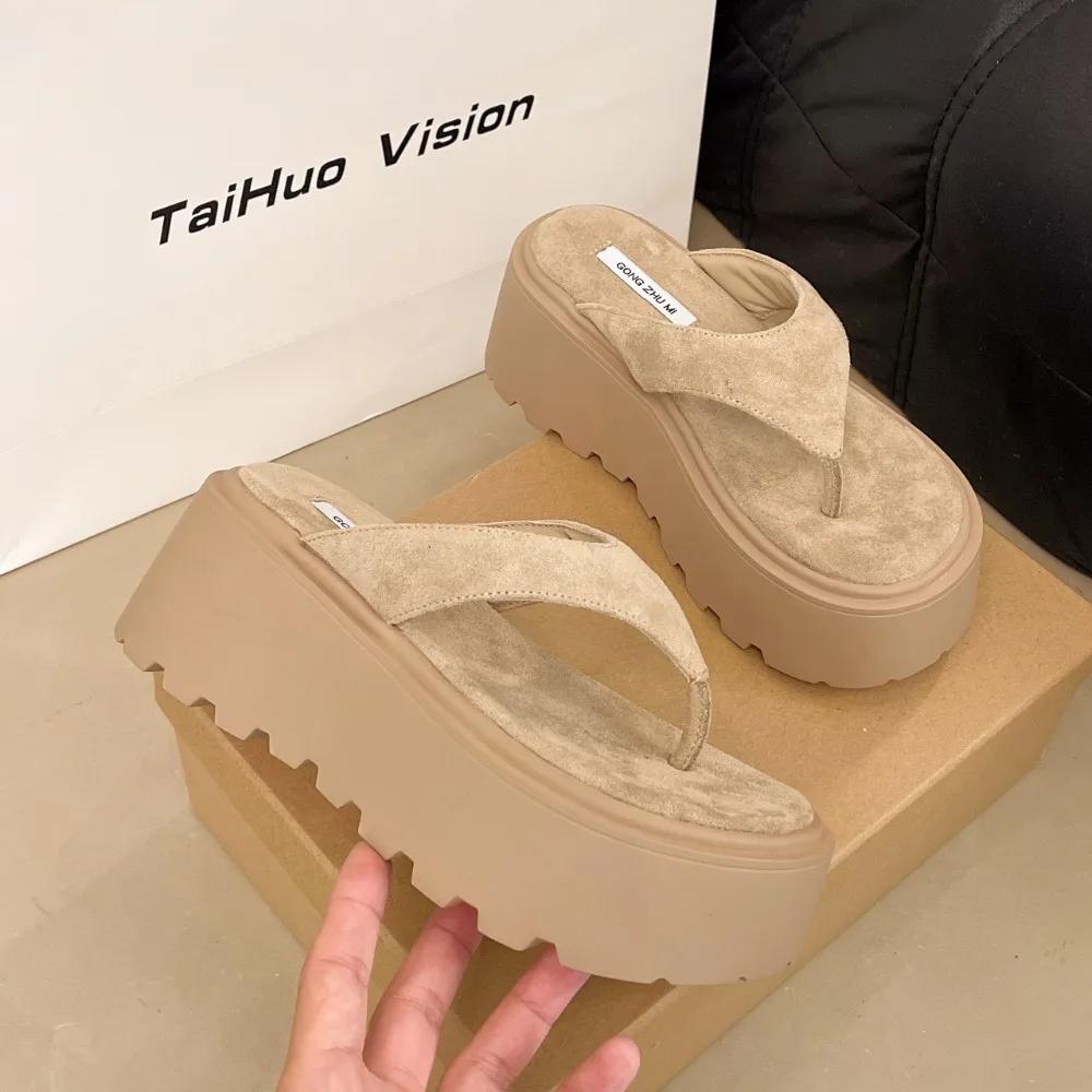 Fashion Wedge Outdoor Slippers Women's Summer Thick Bottom Flip Flops Outdoor High Waist Seaside Beach Leisure Flip Flops Suede