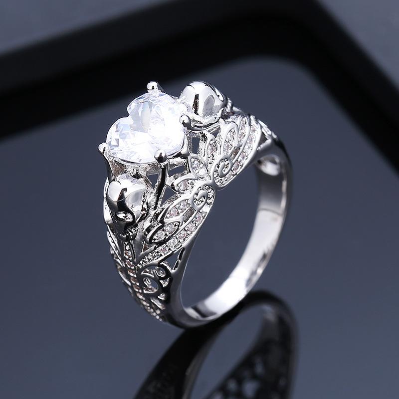 Women Gothic Skull Ring, Silver Band with Blue CZ Crystal, Punk Retro Fashion Jewelry, Unique Gift for Daily Party Wear 6 белый
