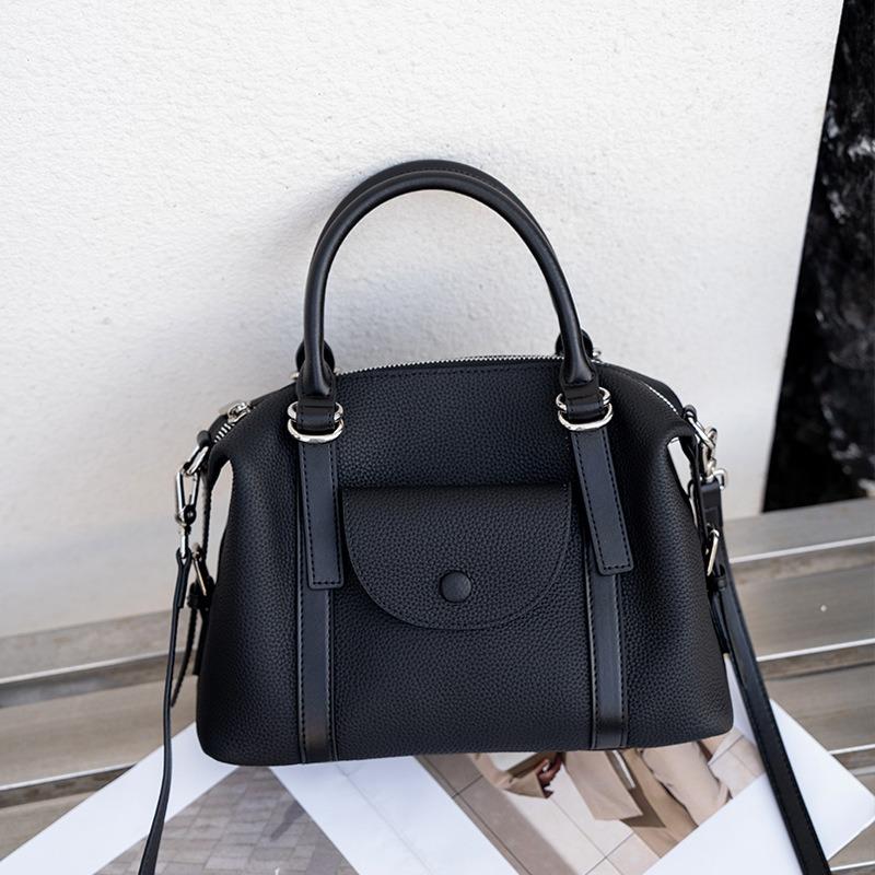 

Women s bag Leather messenger bag Women s new handbag Versatile casual commuter shoulder bag чёрный