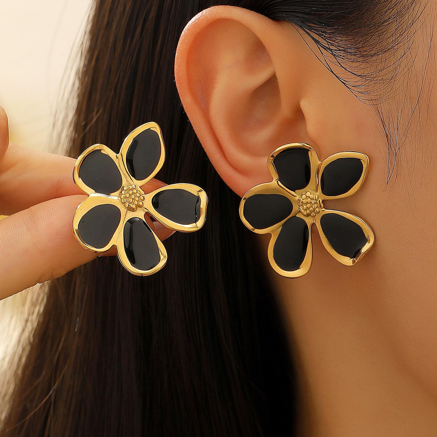 

Нишевые Высококлассные Дворцовые Серьги из Нержавеющей Стали в Виде Цветка с Пятью Лепестками, Не Выцветающая Основа, Цветные Масляной Краской Серьги-Цветы для Женщин 1 pair