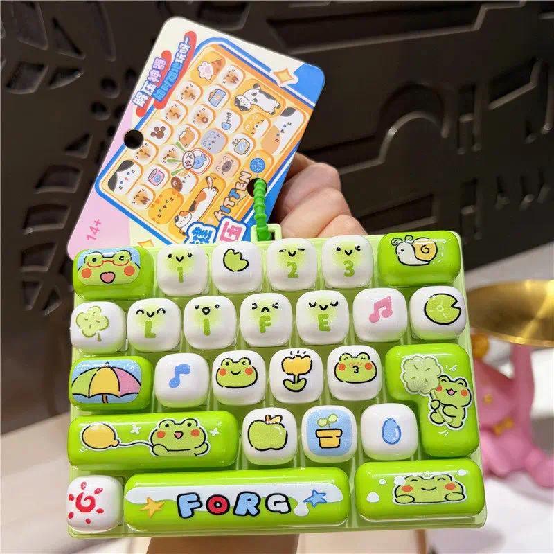 26-keys Fidget Keyboard Keychain Mechanical Keyboard Fidget Toy Portable Decompression Button Stress Relief Toy Backpack Pendant