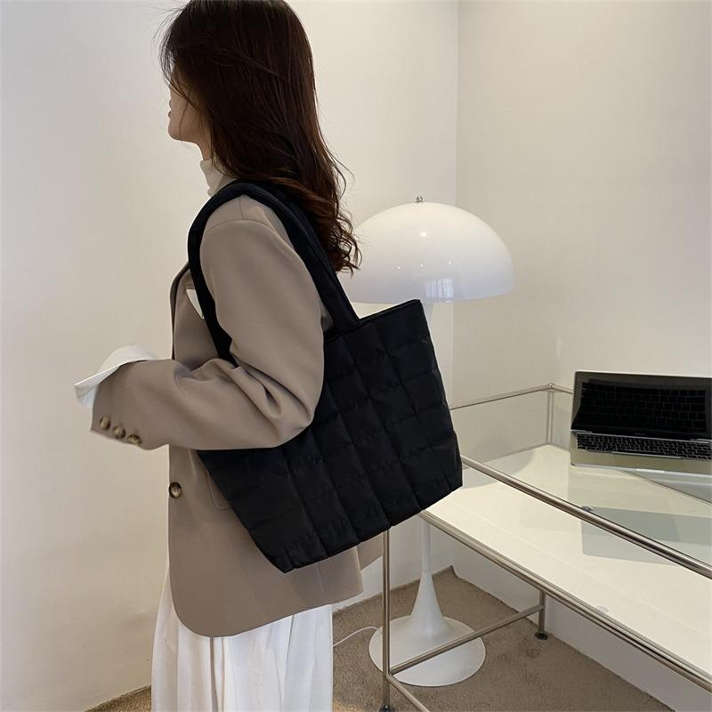 Winter Big Bag New Commuter Casual Portable Shopping Bag Large Capacity Beautiful Shoulder Bag Tote Women's Bag