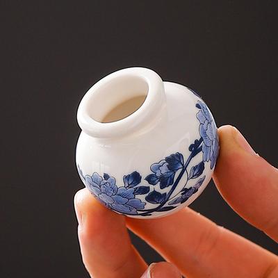 1PC Mini-Vase, kreatives blaues und weißes kleines Glas, Heimdekoration, super kleine Vase, blaues und weißes Porzellan, 4,5 x 4 cm