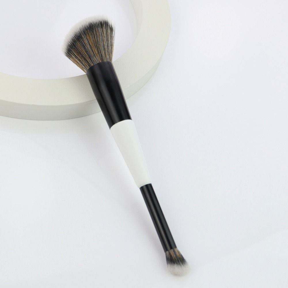 Doppelseitiger F4 Kontur Gesichts Pinsel Hohe Deckkraft Kosmetik Beauty Make-up Pinsel Mehrzweck Lidschatten Abdeckstift Pinsel