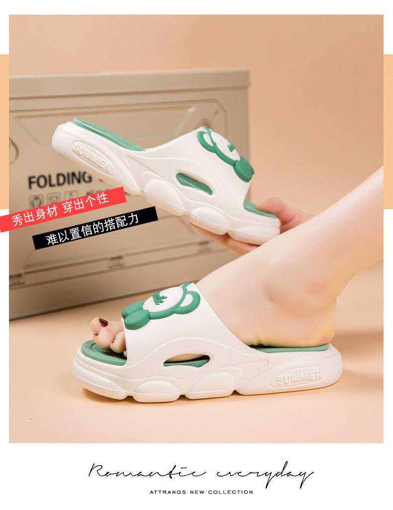 2024 New Summer Thick Sole Slippers Sandals for Women Non-Slip Soft Cartoon Design Home Comfort