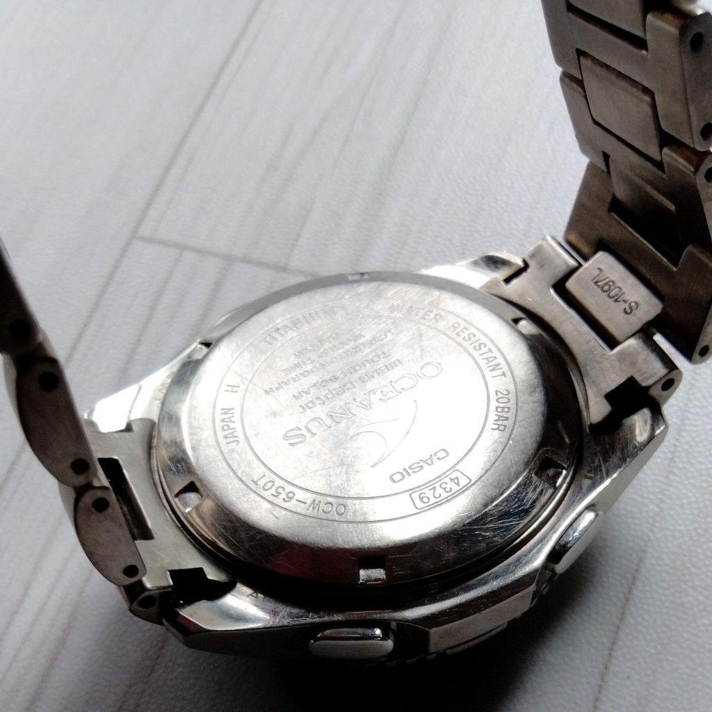 Used Working Item CASIO OCEANUS Radio-controlled Solar Titanium Chronograph