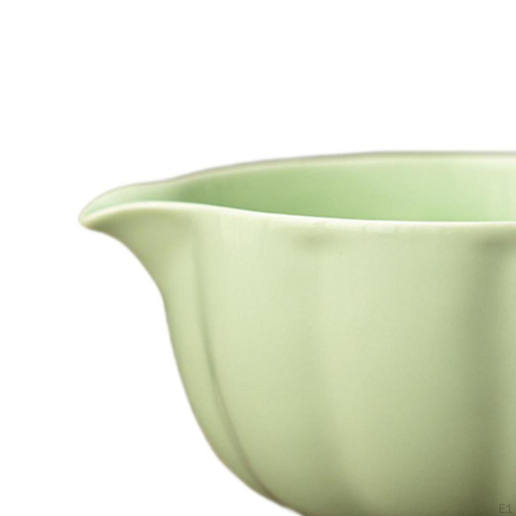 Chawan Ceramic pentru Prepararea Matcha cu Caracteristică de Cioc