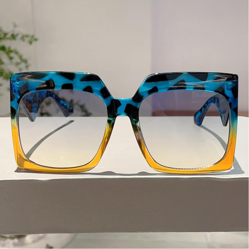 1pc Women Full Frame Square Shaped Sunglasses Fashionable Oversize Leopard Print Gradient Shades Stylish Multicolor