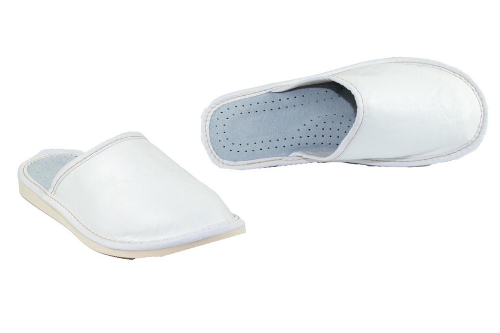 Women's covered leather slippers, white women's silent shoes 41