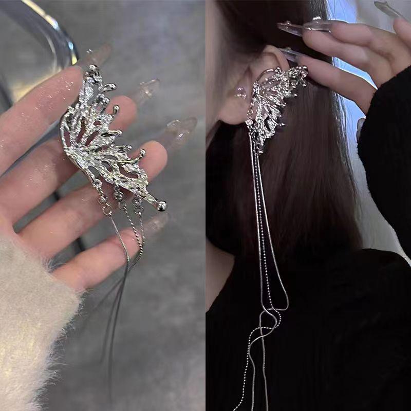 Koreańskie Klipsy na Uszy dla Nieprzekłutych Uszu – Modny Chwost i Perłowy Motylkowy Design dla Kobiet