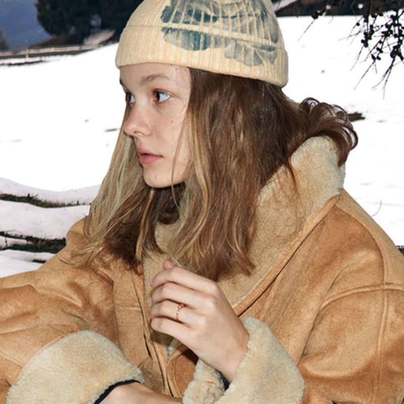 

SPARKLING PIECE ROSY POSY PRINT BEANIE FREE