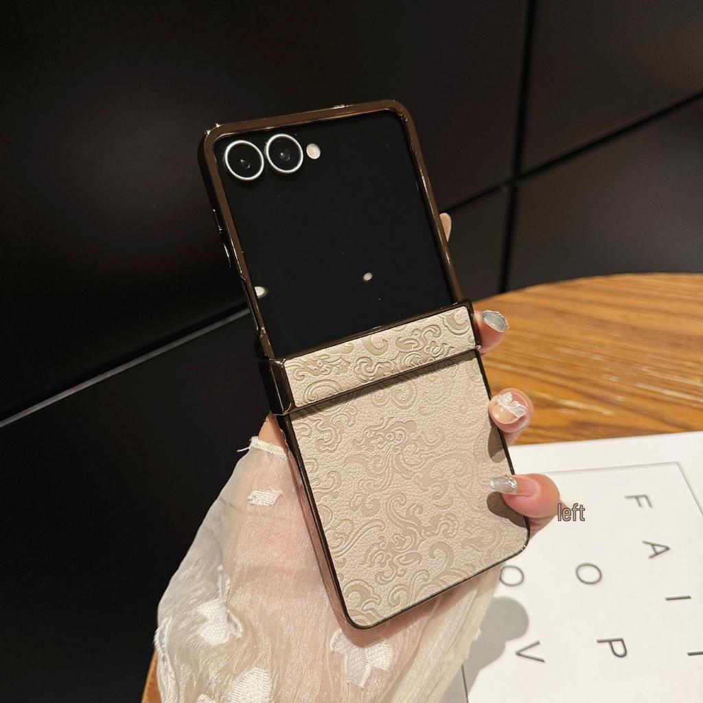 Luxury Dragon Pattern Leather Case for Samsung Z Flip 7: Premium Flip 6/5 Anti-Drop Protection