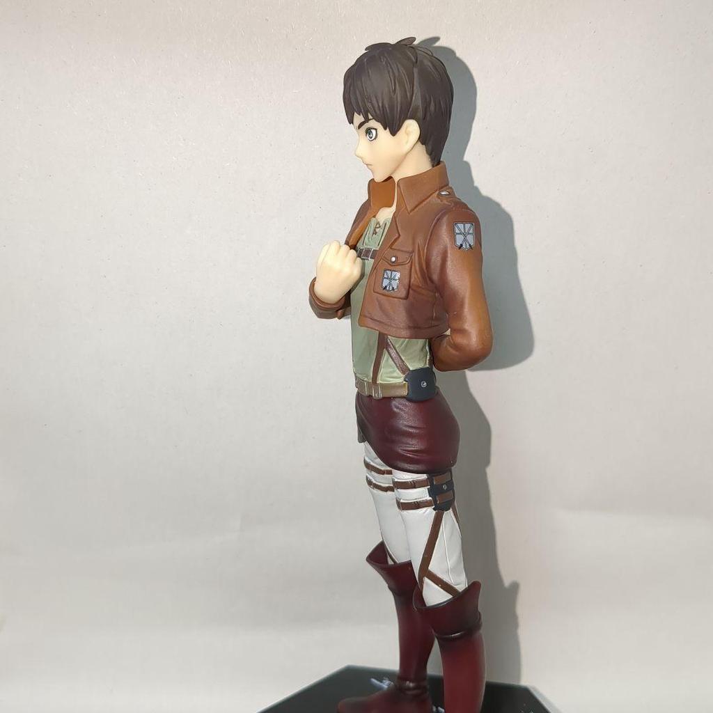 [USED] Attack On Titan Figure Eren Yeager Figure