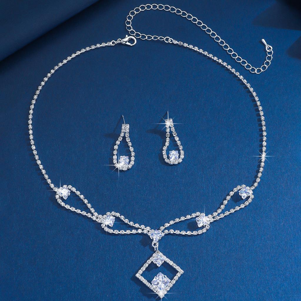 Fashion Light Luxury Super Shiny Zircon Square Necklace Earrings Wedding Set Bridal Dress Accessories