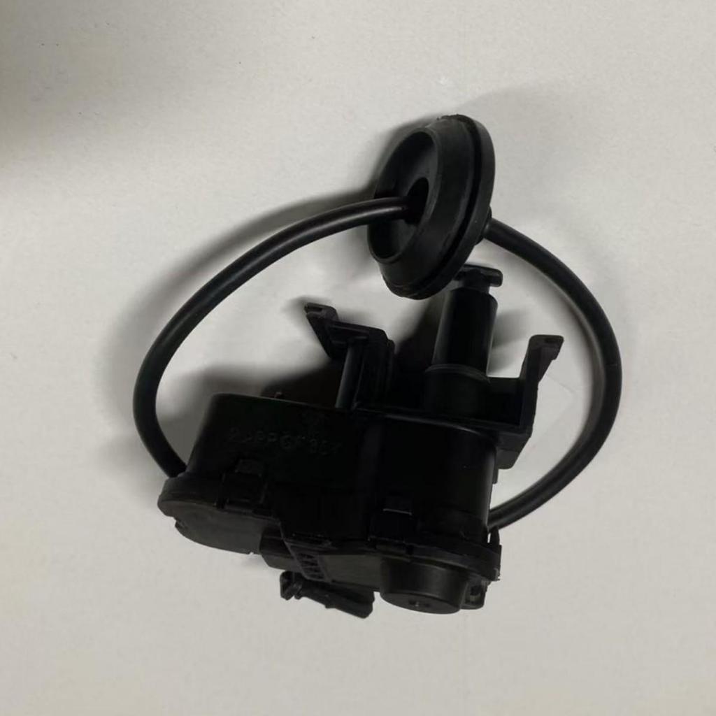 Fuel Tank Lock Actuator Motor for Skoda VW 56D810773C 5C6810773