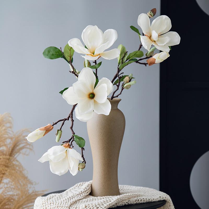 Retro Magnolia Artificial Flower Arrangement - Decorative Single Stem Bouquet for Living Room or Dining Table.