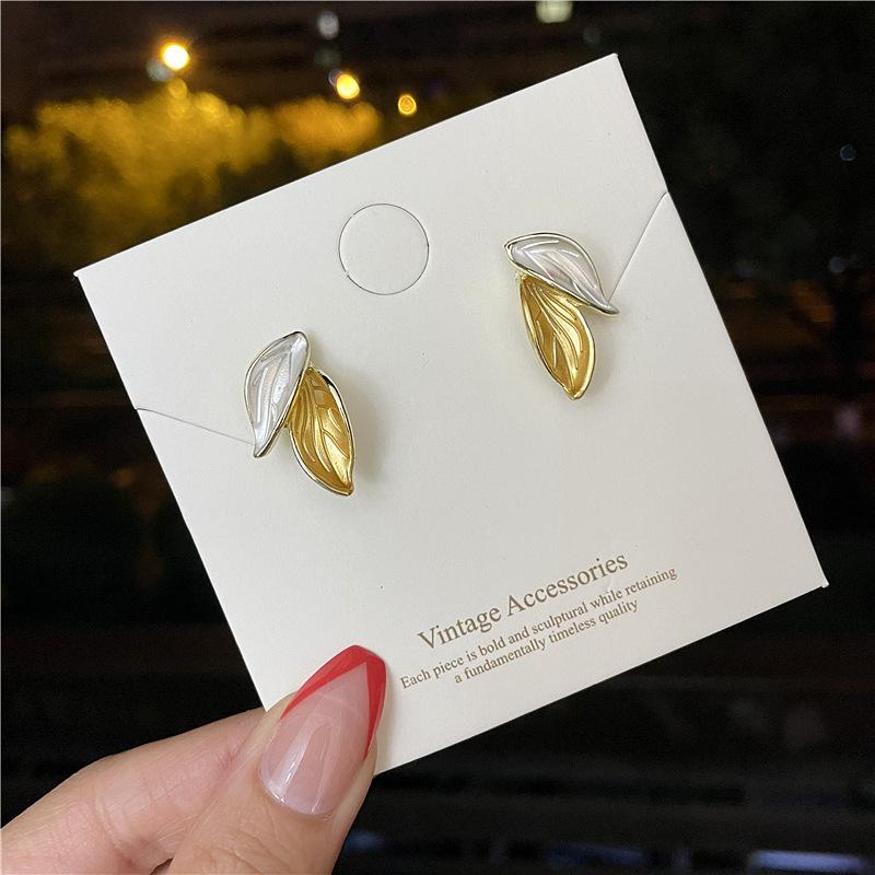 LATS French Exquisite Leaf Earrings Korean Light High Design Sense Stud Earring Unusual Jewelry for Women