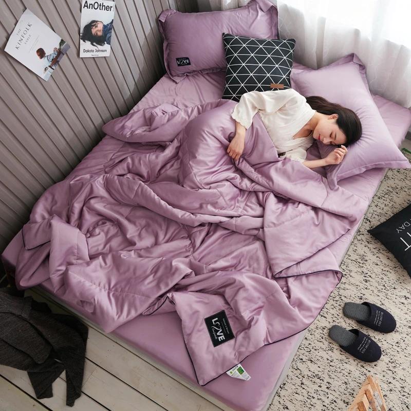 

Высококачественное удобное летнее двухслойное одеяло с шелковистым узором, комплекты постельного белья, легкое воздушное летнее стеганое одеяло, пригодное для машинной стирки 150x200cm Only quilt