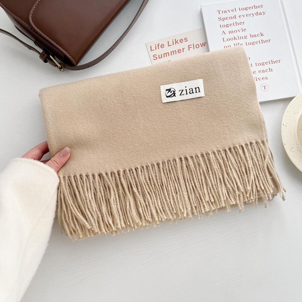 New casual versatile simple solid color warm scarf gentle Japanese and Korean version fashion atmosphere fringed shawl