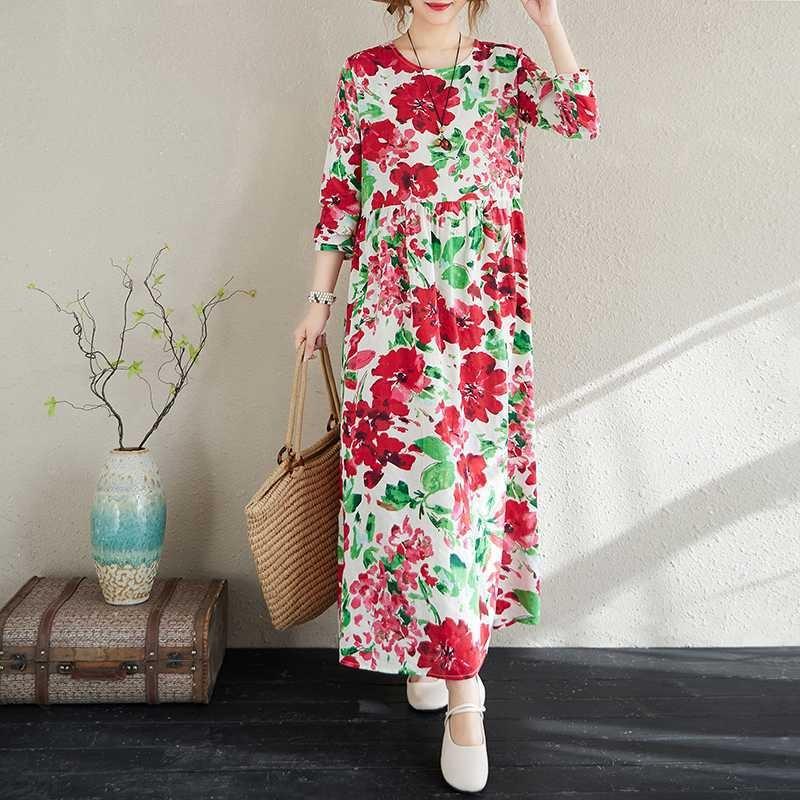 2025 New Floral Vacation Style Travel Round Neck Vintage Dresses