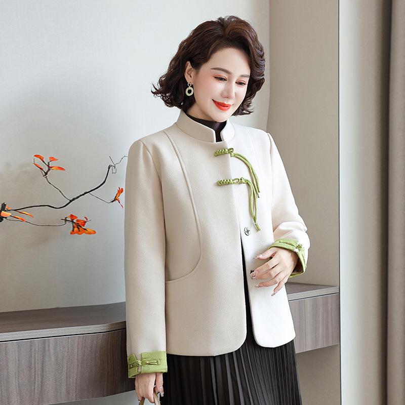 Retro Chinese Style Stand-up Collar Top: Spring & Autumn Plus Size Jacket for Middle-aged and Elderly Women