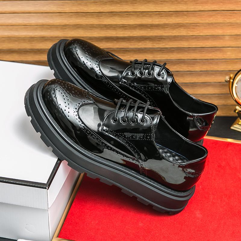 Fashion men dress shoes lace up Style Men's Business Patent Leather Thick Bottom Shoes Luxury Formal Black business shoes men