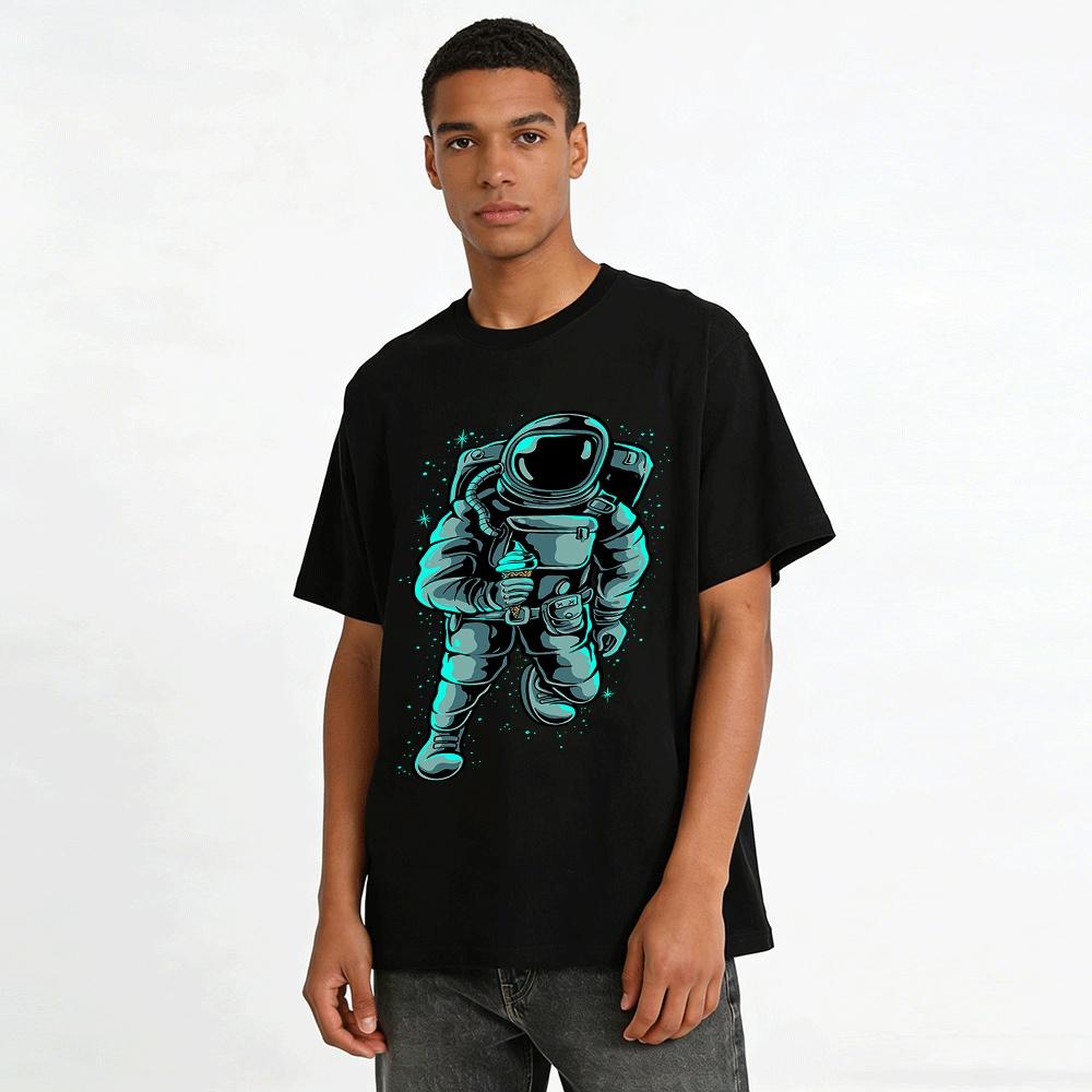 Astronaut Holding Ice Cream Print Casual Short Sleeve T-Shirt Pure Cotton T-shirt