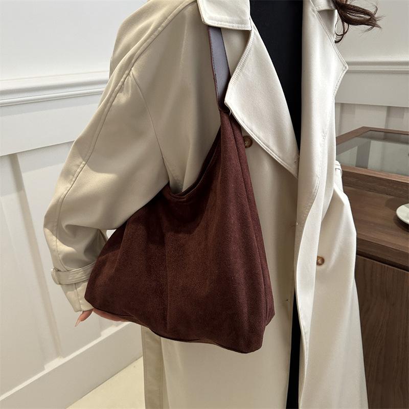 Dámská taška Tote taška Matná taška přes rameno Kabelka s velkou kapacitou Módní Niche Univerzální Tote taška Tide