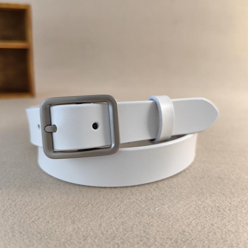 Vintage Leather Waist Belt For Women With Durable Alloy Closure