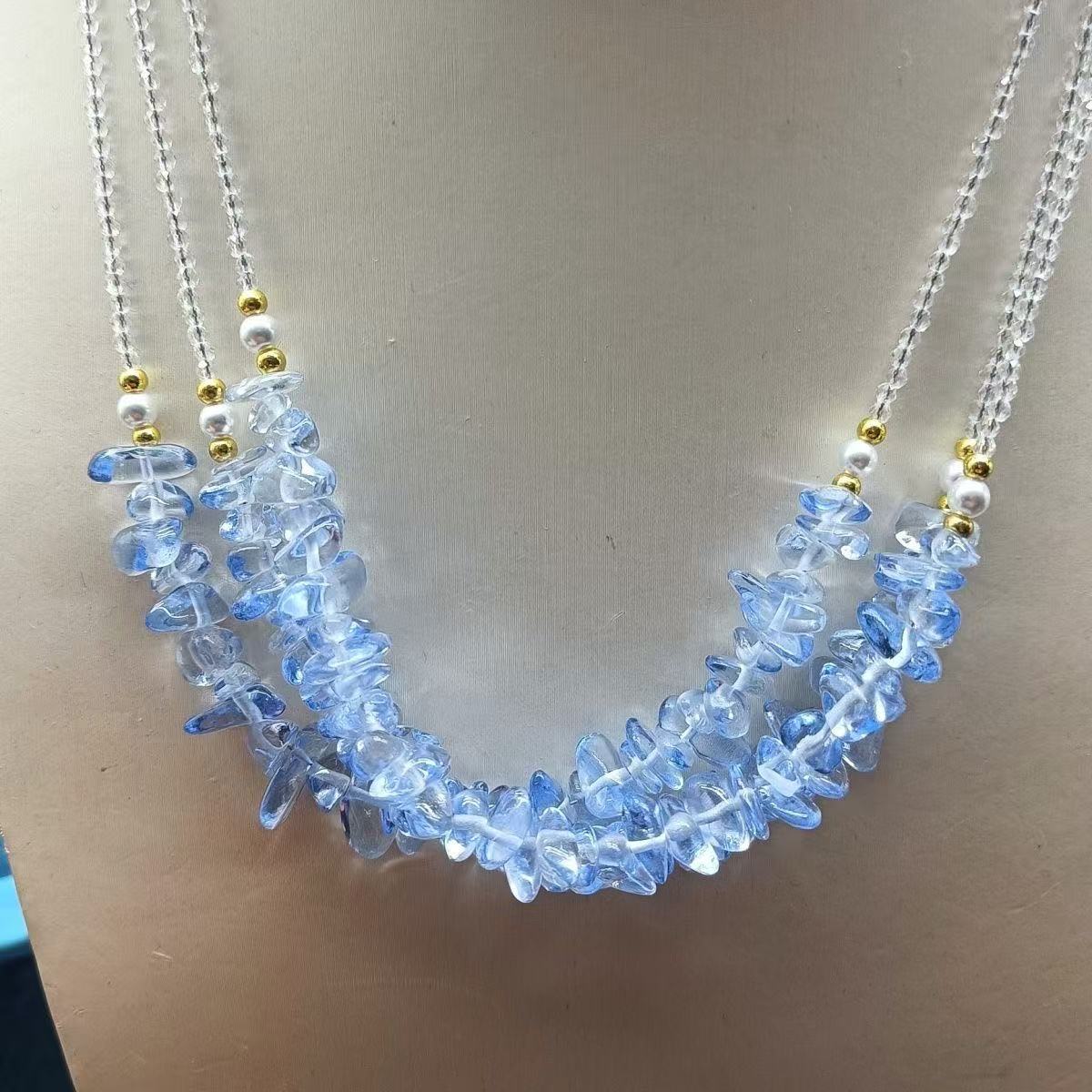 Natural strawberry crystal gravel necklace ice-through pink peach blossom strawberry crystal collarbone chain fashionable irregular and fresh