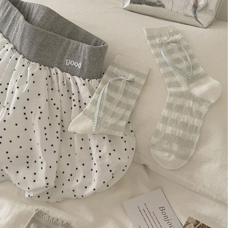 Fresh and Light Feminine Floral-patterned Cotton Summer Short Bootleg Socks with Rolled Edges, Paired with Small Leather Shoes