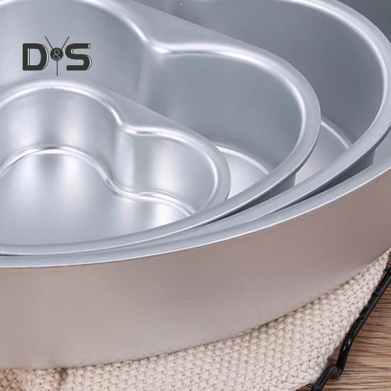 Heart Shaped Cake Pan Aluminum Alloy Fast Heat Conduction Baking Mold Tool for Weddings Parties Family Valentines Day Anniversary Heart Shaped Cake