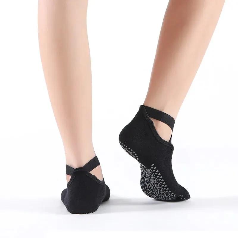 Women Breathable Yoga Socks Five Toe Silicone Non-Slip Bandage Pilates Socks Ladies Ballet Dance Fitness Workout Cotton Socks
