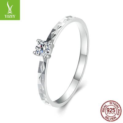 Bague Unique Moissanite Brillante Dame, Charme de Personnalité Artisanat Fleur de Voiture Bague Bague en Argent Sterling 925