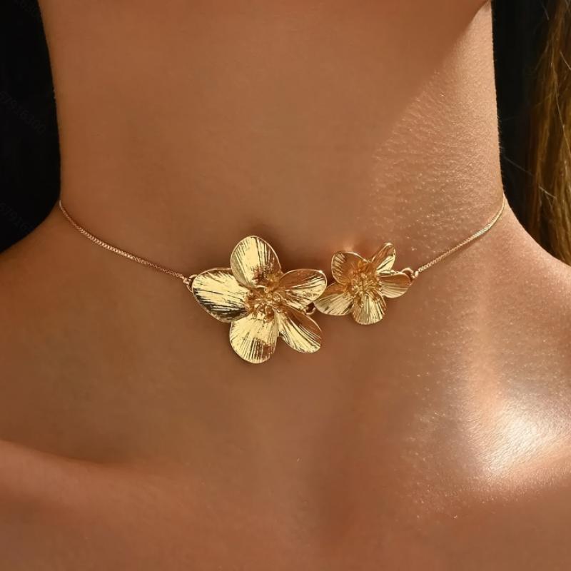 European and American Fashion Chain Flower Necklace, Women's Personalized Trendy Holiday Accessories