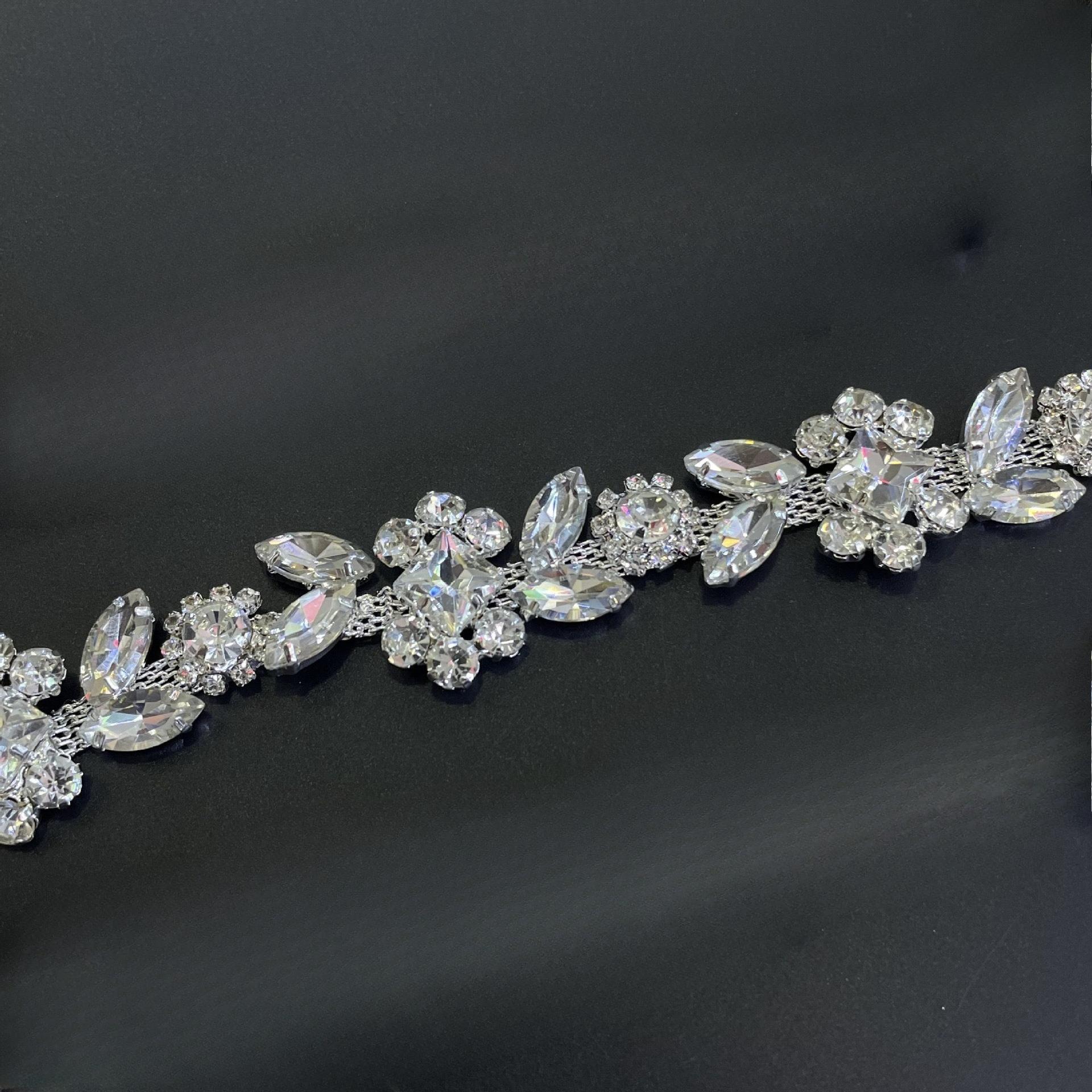 1 Piece Of Secret Claw Sunflower Claw Chain Wedding Dress Dress Hat Clothing Chain Matching 1pc