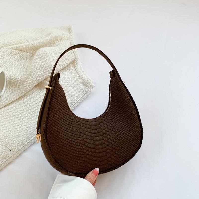 

Trendy Mid-sized Crescent Bag For Women Featuring Unique Color Options And Comfortable Crossbody Strap Ideal For Street Fashion коричневий