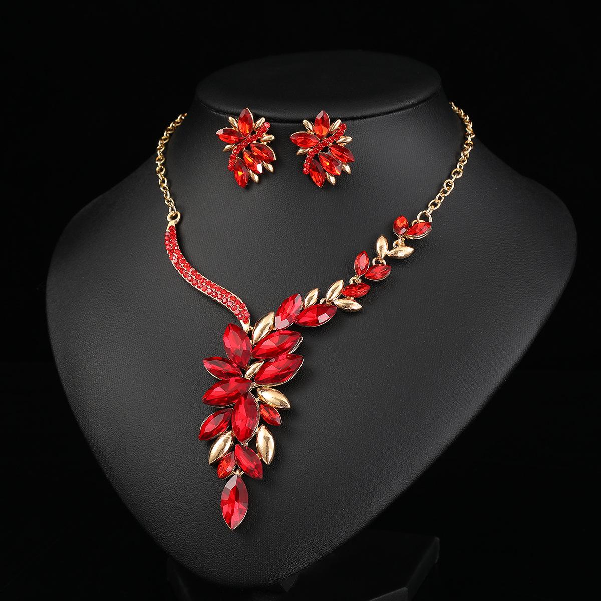 Bridal Necklace Set Alloy Diamond Crystal Glass Colored Jewelry Set