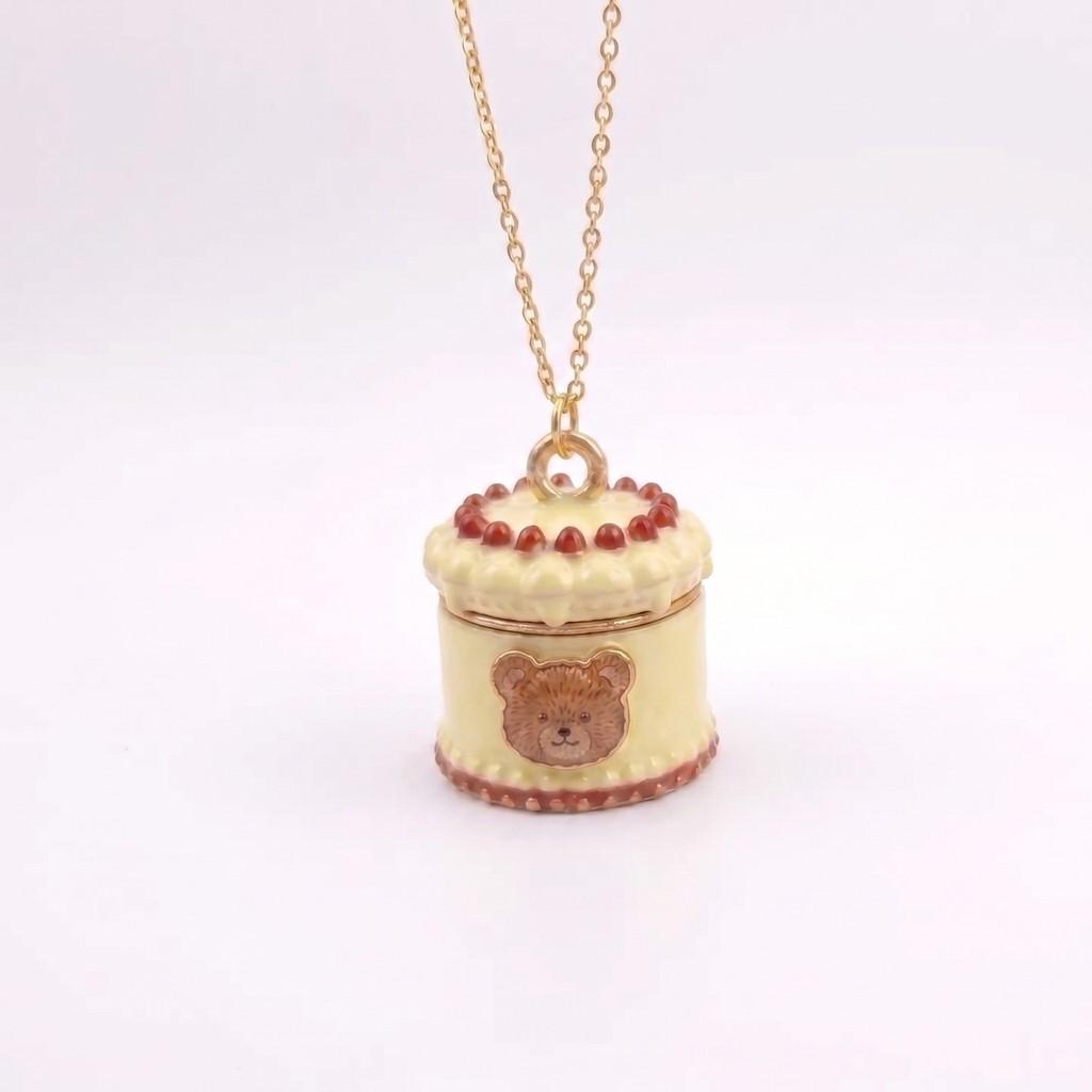 Bear Cake Pendant Necklace With Openable Triangular Charm Copper Chain For Casual Wear