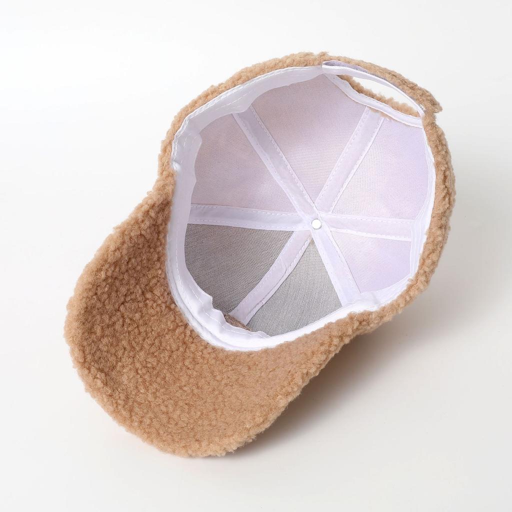 New Winter Plush Warm Embroidered Letter Baseball Cap for Women, Versatile Winter Duckbill Cap That Highlights The Face