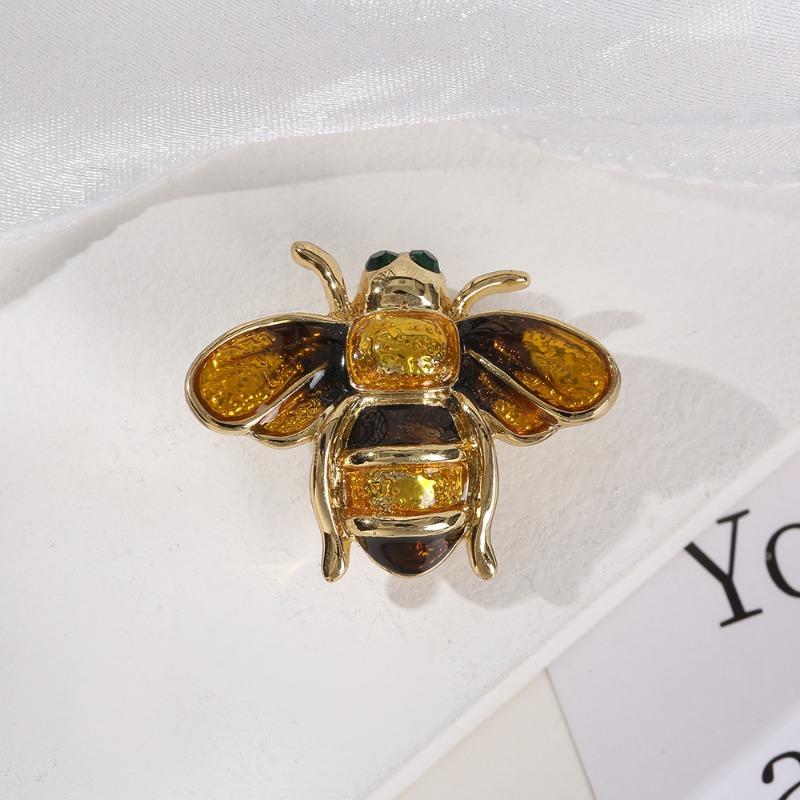 Bee Pearl Brooch, Insect Diamond-set High-end Niche Pin, Women's Rhinestone Brooch, High-end Clothing Accessories