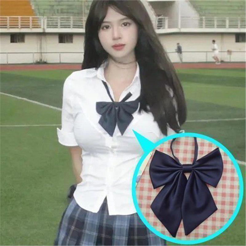 

Жіночий японський JK-комплект, що облягає, з трьох предметів: Блузка з коротким рукавом, картата спідниця та сукня M