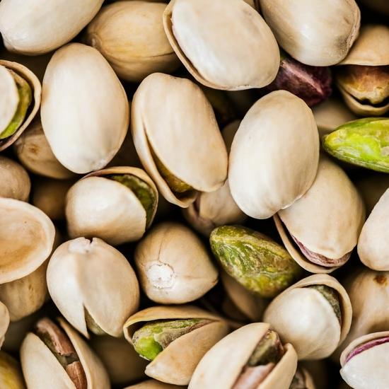 Zoff Pistachios Shelled | Pista Nuts Super Crunchy & Delicious Healthy Snack, Vitamins & Minerals Rich, Hygienically Packed | 250 Gm