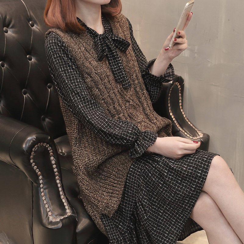 Fashionable Women's Knit Sweater Vest and Skirt Set, Loose Plus Size, Autumn/Winter, Slimming Design