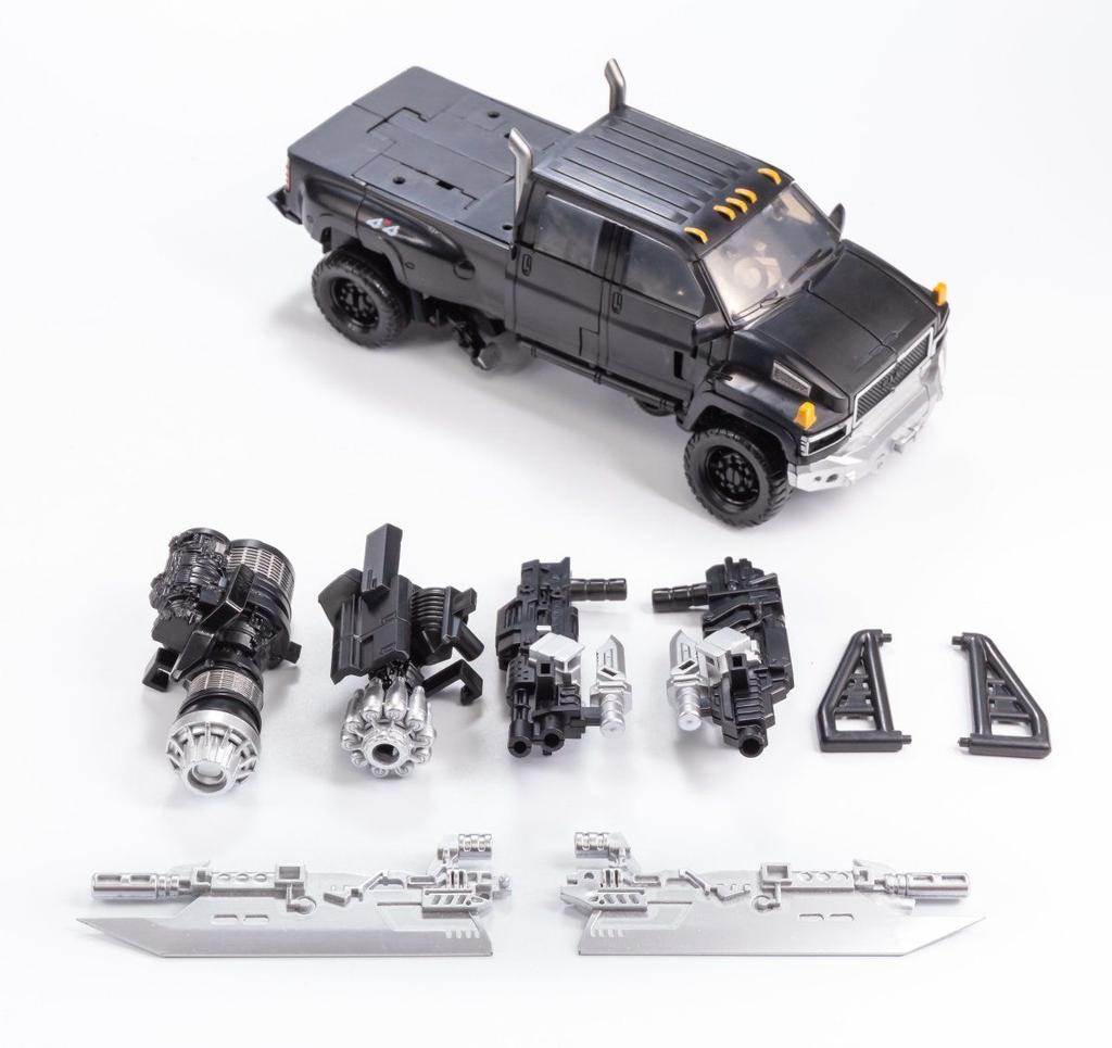 Ironsheet Transformation Toys Weapon Expert Truck Car Model Action Figure Deformation Robot Autobot IN STOCK BAIWEI TW1026 SS14 Poseable Articulated