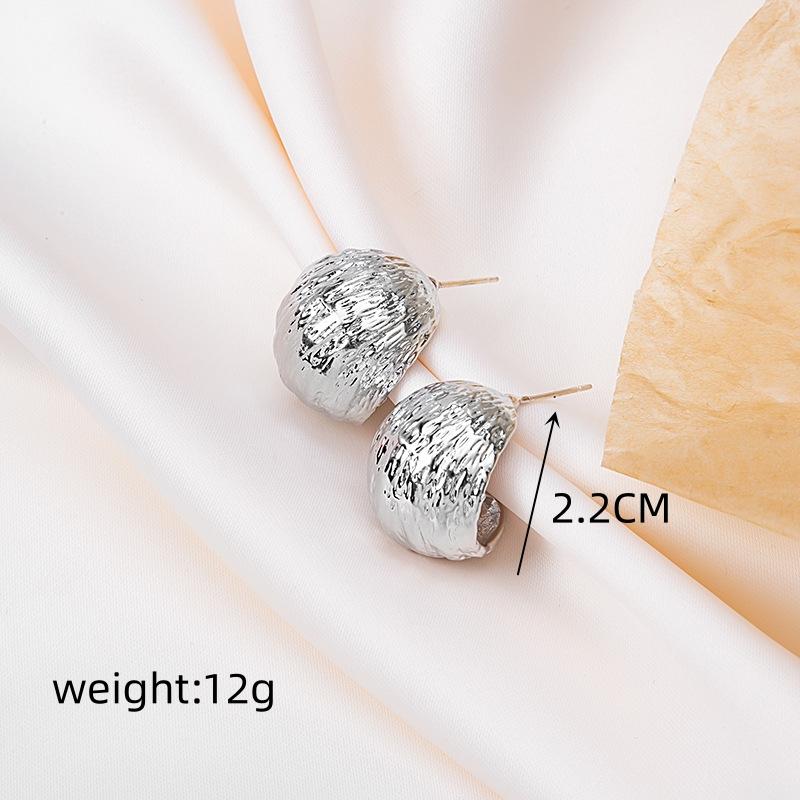Europe and America Exaggerate C-shaped Geometric Wrinkled Beans Stud Earring for Women Copper Color Metal Zircon Girl Gift