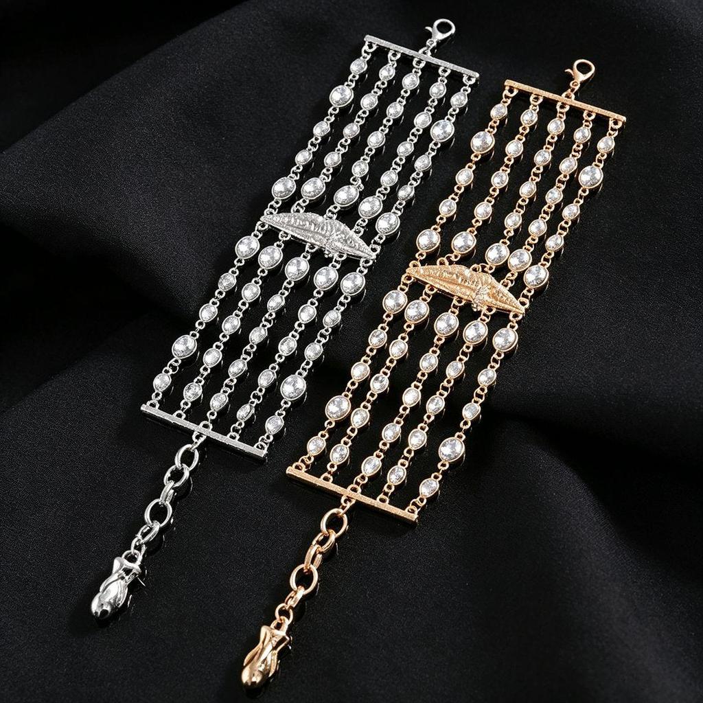 European Luxury Diamond Tassel Bracelet - High-End, Fashionable, Versatile Banquet Design.